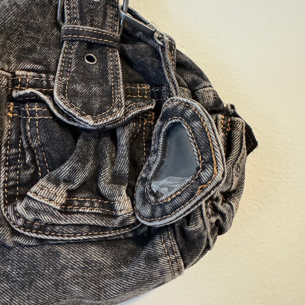 Urban Outfitters BDG Stella Denim Duffle Bag Black Wash Y2K Heart Mirror NWT - Picture 3 of 5